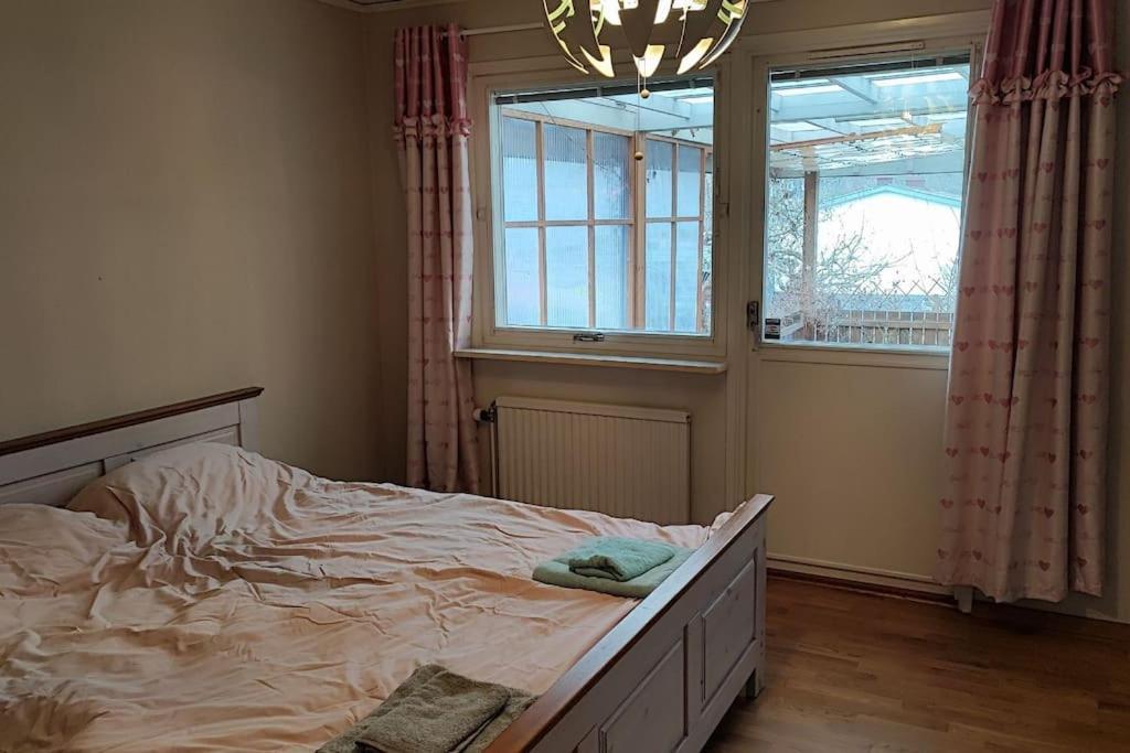 Sollenatuna Cozy & Spacial Apartment Sollentuna Bagian luar foto